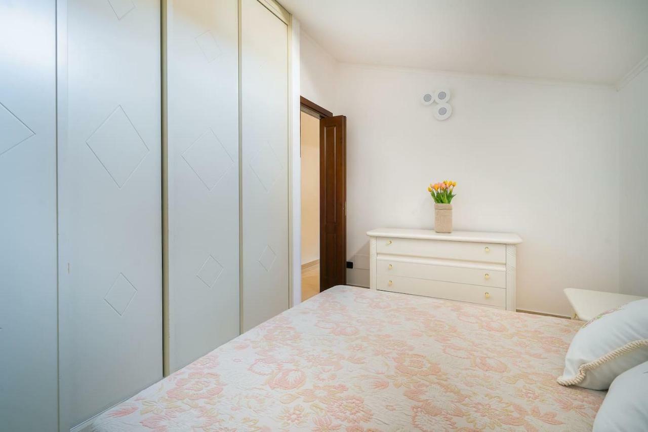 Il Tulipano - Appartamento Al Centro Di Vico Equense Extérieur photo