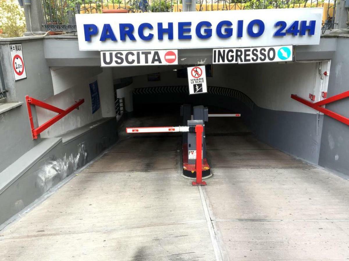 Il Tulipano - Appartamento Al Centro Di Vico Equense Extérieur photo